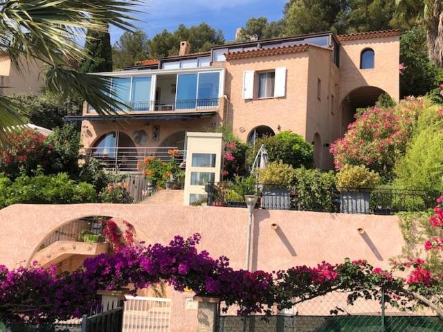 Logement Zen Sur La Colline Aux Mimosas Hyeres Exterior photo