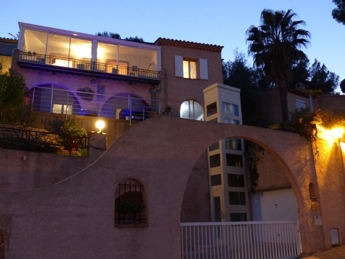 Logement Zen Sur La Colline Aux Mimosas Hyeres Exterior photo