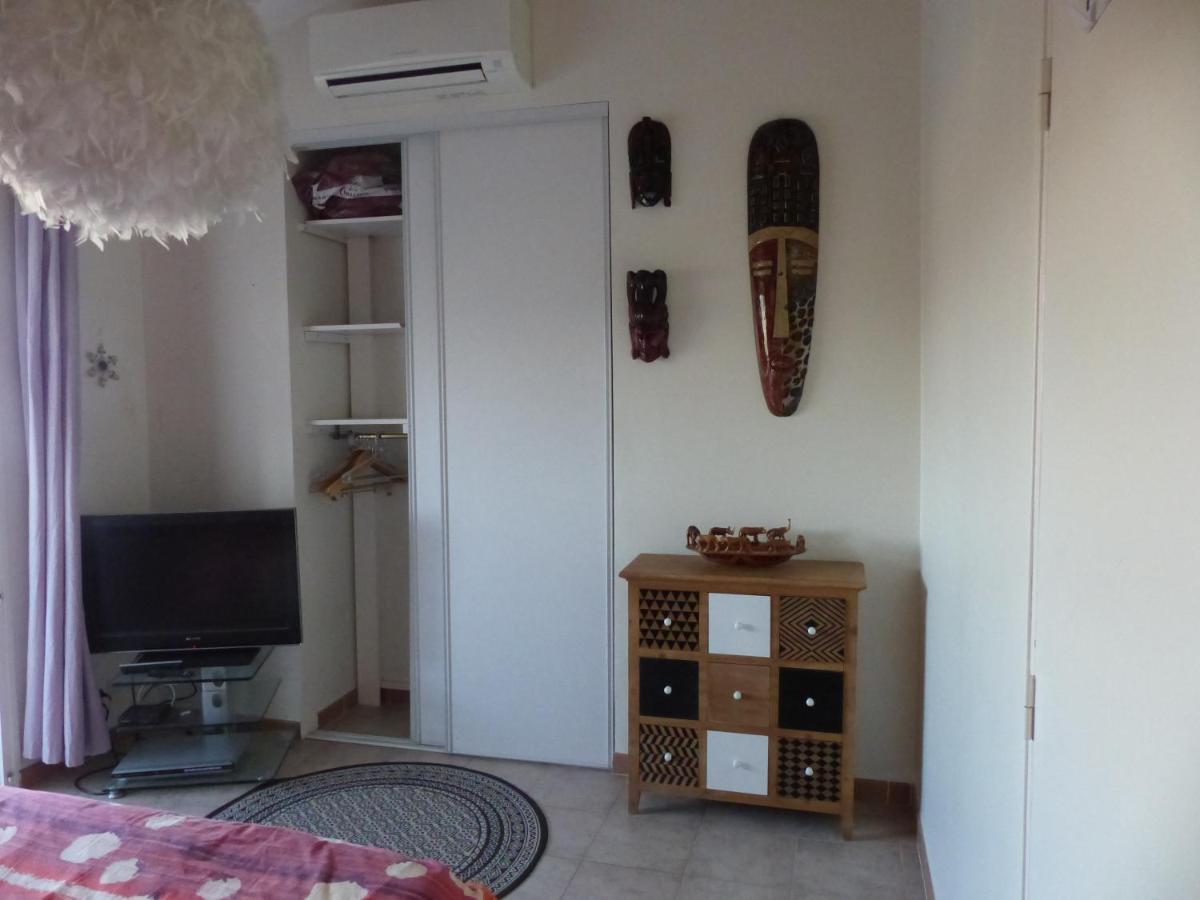 Logement Zen Sur La Colline Aux Mimosas Hyeres Exterior photo